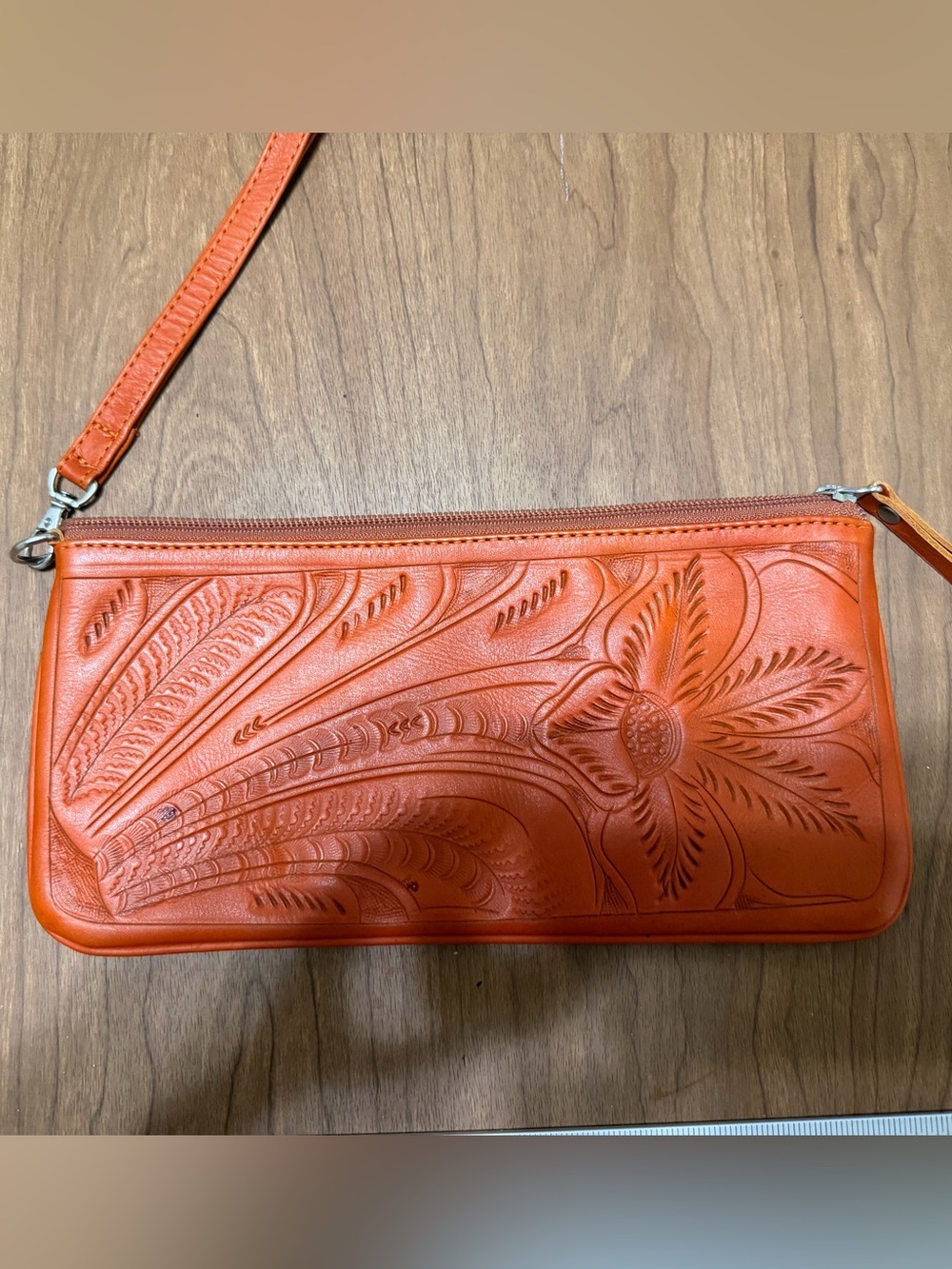 Leaders in Leather Tooled Floral Leather Wristlet in Vibrant Orange EUC beauty